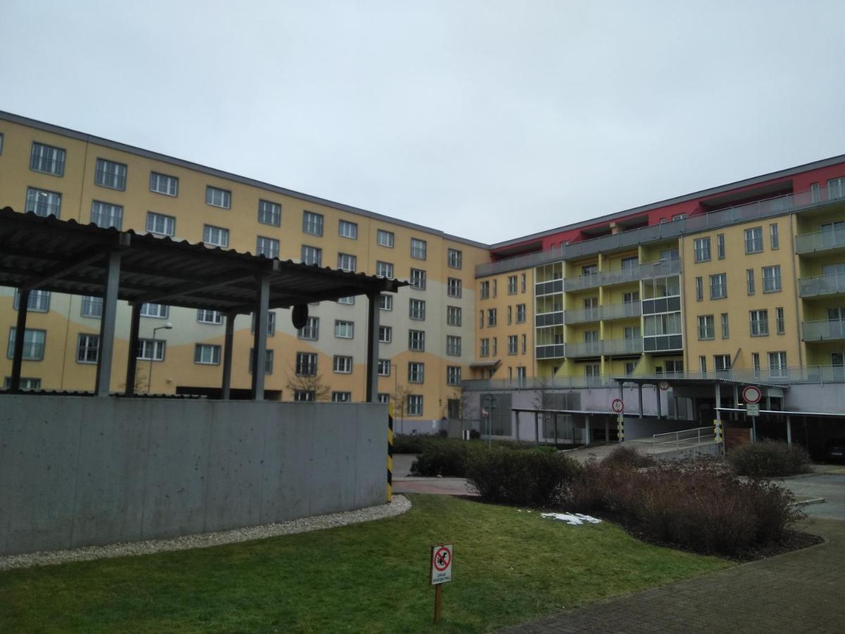 Apartman Rezidence Certovka 2121 Free Parking Garage Karlsbad Buitenkant foto